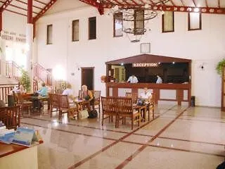 فندق Asena Beach 3*